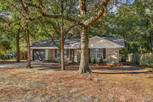 5982 Queen St, Milton, FL 32570 - Photo 1