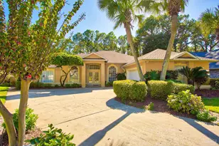1284 Point E Cir, Gulf Breeze, FL 32563 - Photo 1