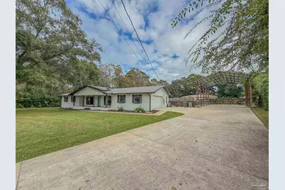 1602 N 52nd Ave, Pensacola, FL 32506 - Photo 1