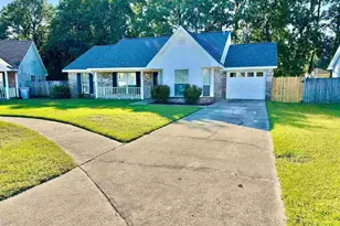 1323 Sterling Point Dr, Gulf Breeze, FL 32563 - Photo 1