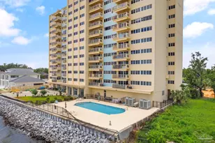825 Bayshore Dr, Pensacola, FL 32507 - Photo 1