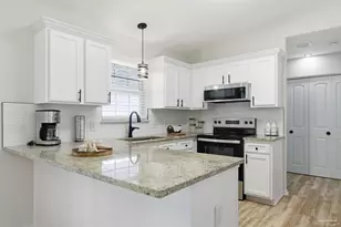 4360 Marilyn Ct, Gulf Breeze, FL 32563 - Photo 1