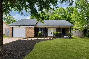4044 Elmcrest Dr, Pensacola, FL 32504 - Photo 1
