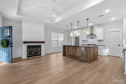 724 N Coyle St, Pensacola, FL 32501 - Photo 1