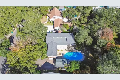 16 McLane Rd, Gulf Breeze, FL 32561 - Photo 1