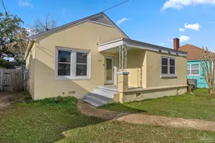 413 S 2nd St, Warrington, FL 32507 - Photo 1