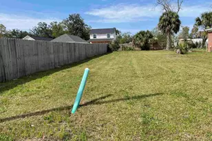 1116 E Fisher St, Pensacola, FL 32503 - Photo 1