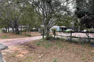 5943 Capitol Dr, Gulf Breeze, FL 32563 - Photo 1