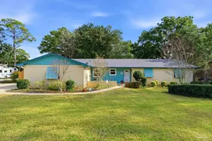 1012 Coronado Dr, Gulf Breeze, FL 32563 - Photo 1