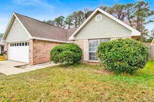 1331 Sterling Point Dr, Gulf Breeze, FL 32563 - Photo 1