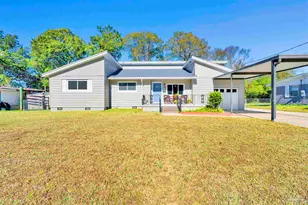 14 Nottingham Way, Pensacola, FL 32506 - Photo 1