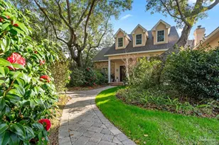 6523 Calle De Lago, Navarre, FL 32566 - Photo 1