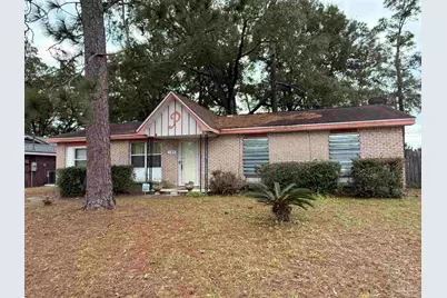 189 Overlook Dr, Pensacola, FL 32503 - Photo 1