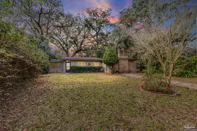 625 Edgecliff Dr, Pensacola, FL 32506 - Photo 1