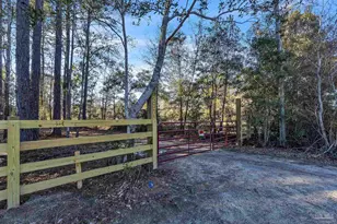 2173 Garcon Point Rd, Milton, FL 32583 - Photo 1