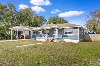 209 2nd St, Niceville, FL 32578 - Photo 1