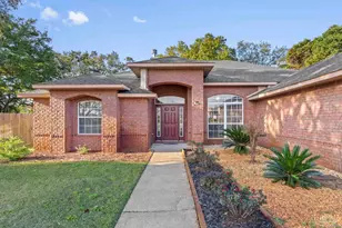 1963 Melissa Oaks Dr, Gulf Breeze, FL 32563 - Photo 1