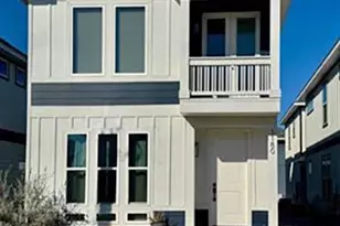1180 W Intendencia St, Pensacola, FL 32502 - Photo 1
