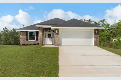 7945 Twin Lake Dr, Milton, FL 32583 - Photo 1