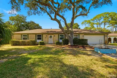 105 Bear Dr, Gulf Breeze, FL 32561 - Photo 1