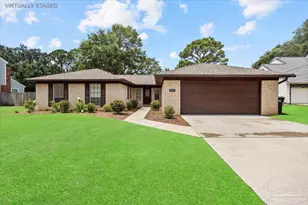 5897 Somerset Dr, Pensacola, FL 32526 - Photo 1