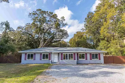 30 Hancock Ln, Pensacola, FL 32503 - Photo 1