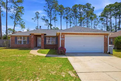 2634 Hidden Estates Cir, Navarre, FL 32566 - Photo 1