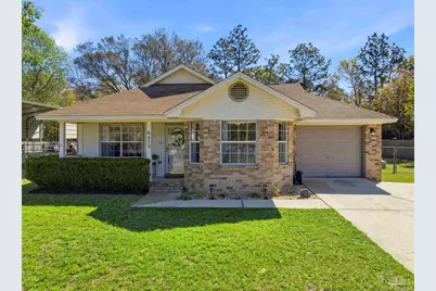 6472 Imperial Dr, Milton, FL 32570 - Photo 1