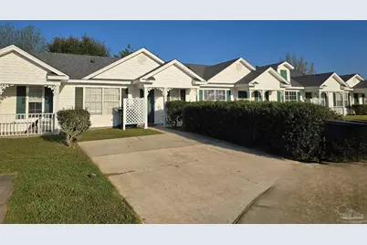 307 Loveland Cir, Pensacola, FL 32526 - Photo 1