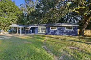 522 S Edgewood Cir, Pensacola, FL 32507 - Photo 1