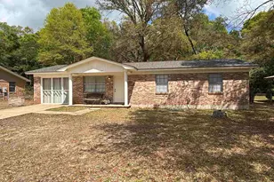 6442 Sanders St, Milton, FL 32570 - Photo 1