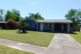 6508 E Shore Dr, Pensacola, FL 32505 - Photo 1