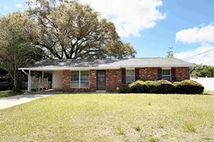 2053 Tomlinson Rd, Pensacola, FL 32526 - Photo 1