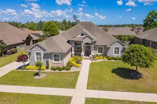 6000 Huntington Creek Blvd, Pensacola, FL 32526 - Photo 1