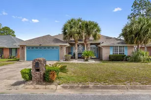 9562 Dynasty Ln, Navarre, FL 32566 - Photo 1