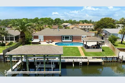 934 Aquamarine Dr, Gulf Breeze, FL 32563 - Photo 1