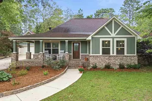 978 Candy Ln, Cantonment, FL 32533 - Photo 1