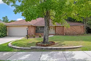 2251 Oxford Dr, Pensacola, FL 32503 - Photo 1
