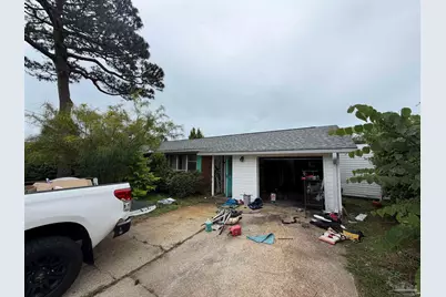 3351 Circle Dr, Gulf Breeze, FL 32563 - Photo 1