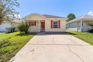 1066 Brownfield Rd, Pensacola, FL 32526 - Photo 1