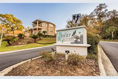 3033 Pelican Ln, Pensacola, FL 32514 - Photo 1