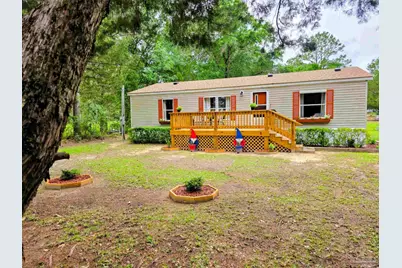 5015 Phoenix Dr, Milton, FL 32583 - Photo 1