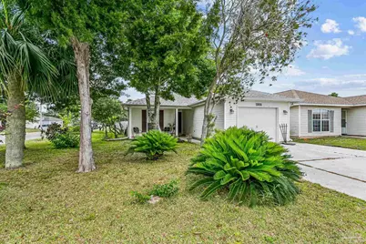 1878 Vineyard St, Navarre, FL 32566 - Photo 1