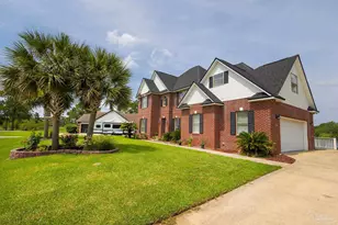 7432 San Ramon Dr, Milton, FL 32583 - Photo 1