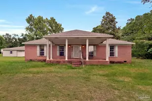 1450 Country Hills Dr, Cantonment, FL 32533 - Photo 1