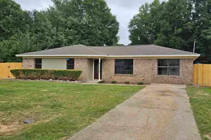 5330 Jenny Cir, Pace, FL 32571 - Photo 1