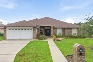 5860 Arch Ave, Pensacola, FL 32526 - Photo 1