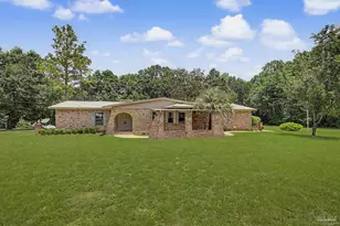 5580 Woodridge Dr, Milton, FL 32570 - Photo 1
