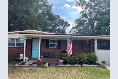 6575 Julia Dr, Milton, FL 32570 - Photo 1