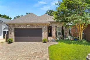 1329 Autumn Breeze Cir, Gulf Breeze, FL 32563 - Photo 1